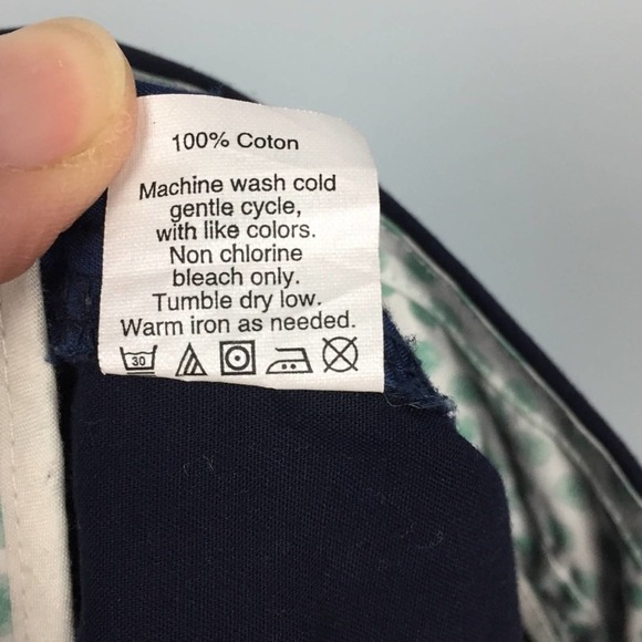 J. Crew Factory 100% cotton Chino Broken-In Style Navy Blue Shorts Womens Size 2 - Picture 12 of 12